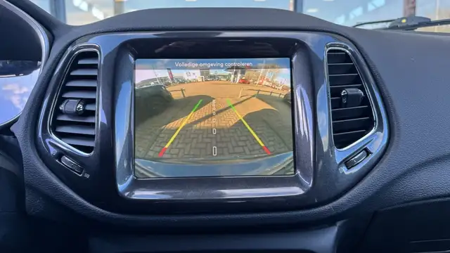 Jeep Compass view 9