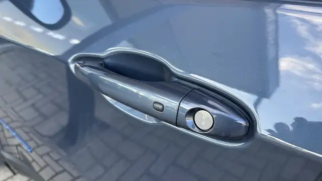 Jeep Compass view 18