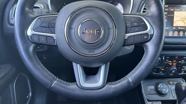 Jeep Compass view 13