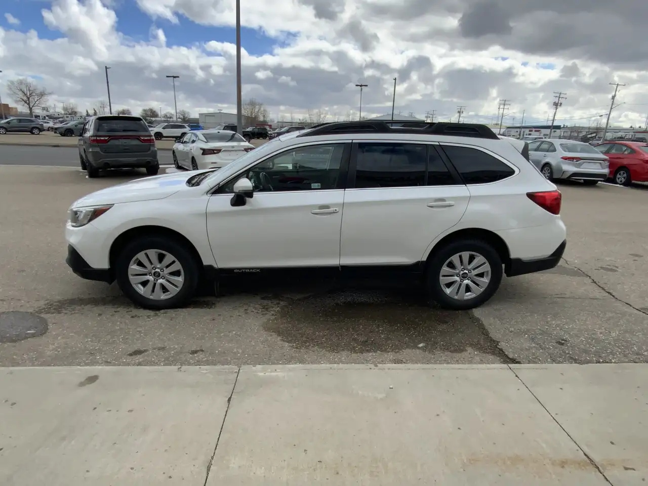 Subaru OUTBACK снимка Subaru OUTBACK