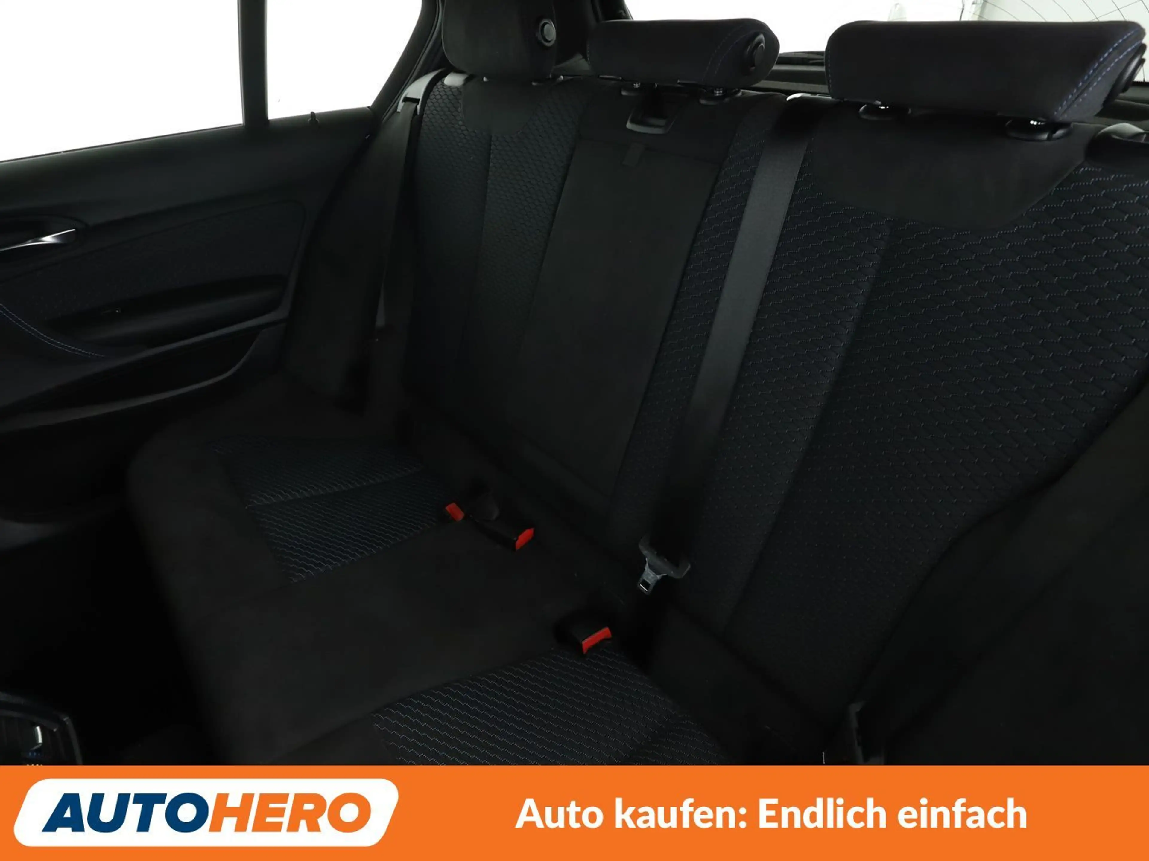 BMW 118 d Edition M Sport Shadow Aut.*NAVI*TEMPO* — photo 14