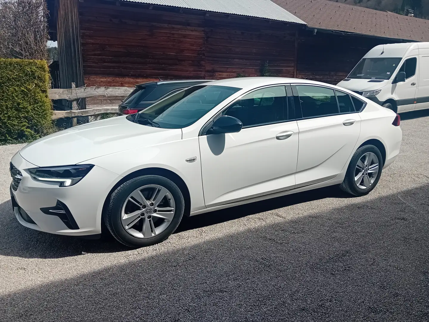 Opel Insignia GS 2,0 CDTI DVH Business Aut Weiß - 2