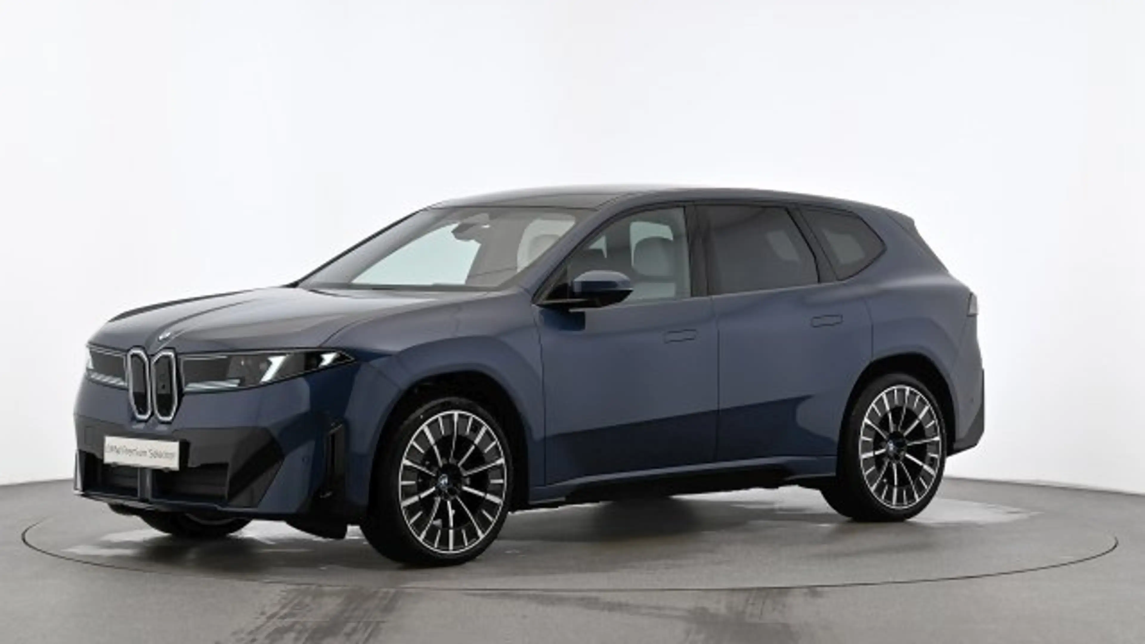 BMW iX3 50 xDrive NA5 — photo 2