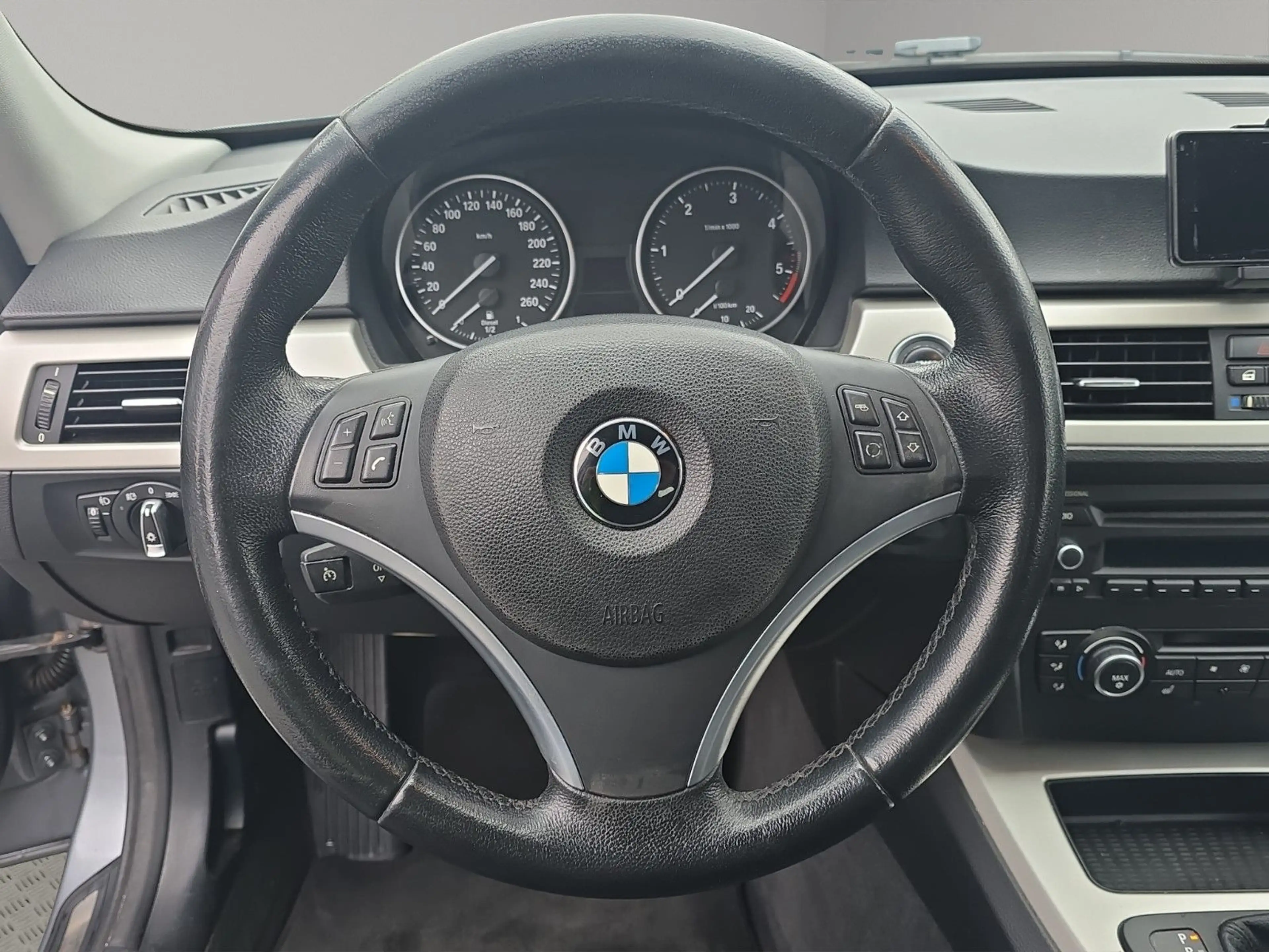 BMW 325 DIESEL NAVI TEMPOMAT SHZ TÜV SERVICE NEU — photo 10