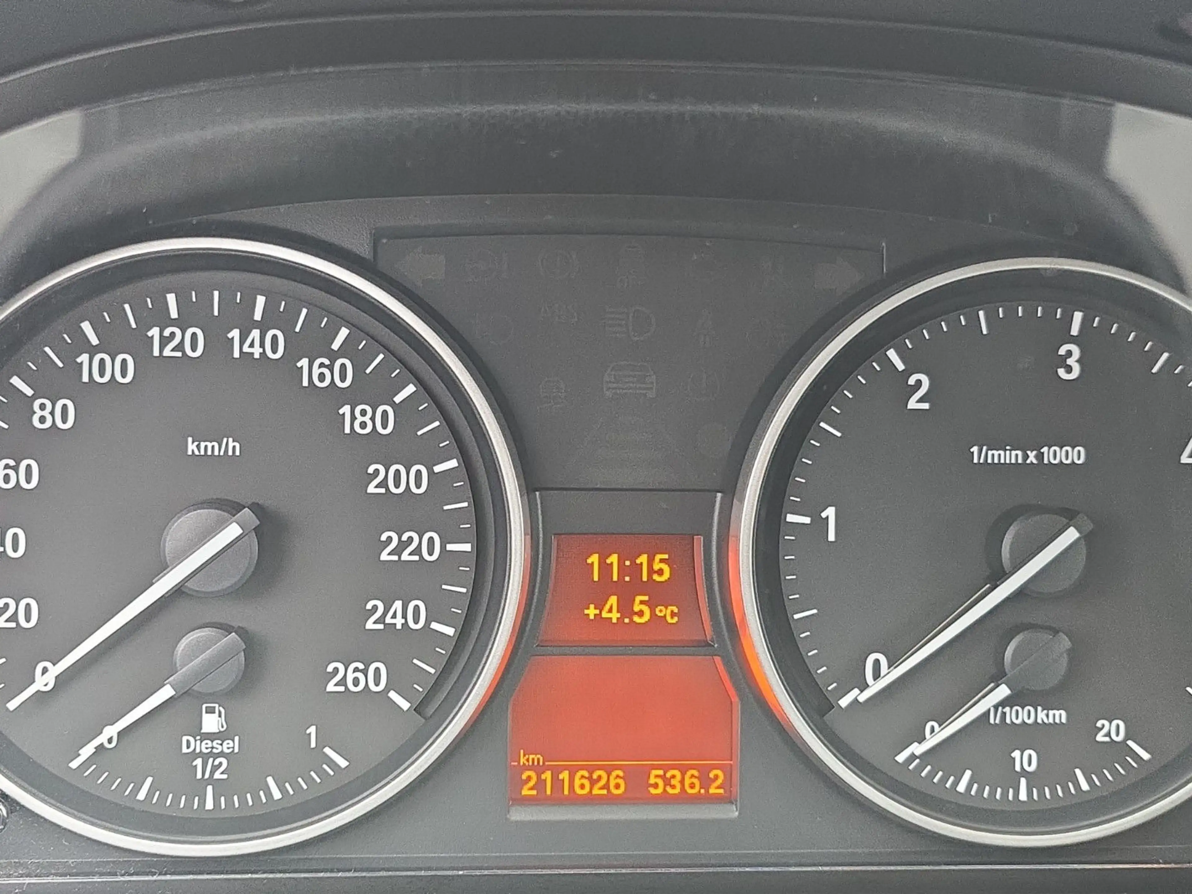 BMW 325 DIESEL NAVI TEMPOMAT SHZ TÜV SERVICE NEU — photo 11
