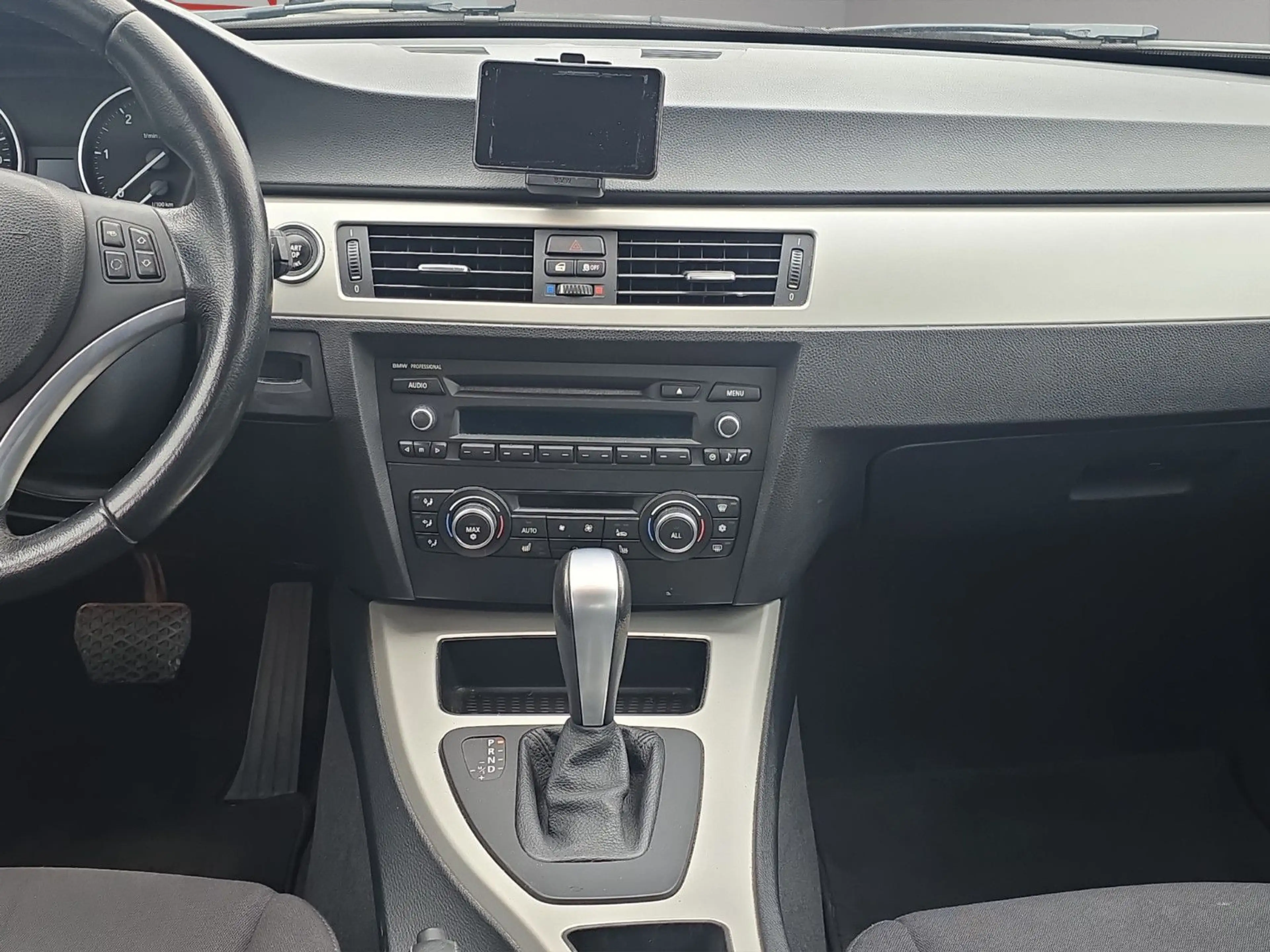 BMW 325 DIESEL NAVI TEMPOMAT SHZ TÜV SERVICE NEU — photo 14