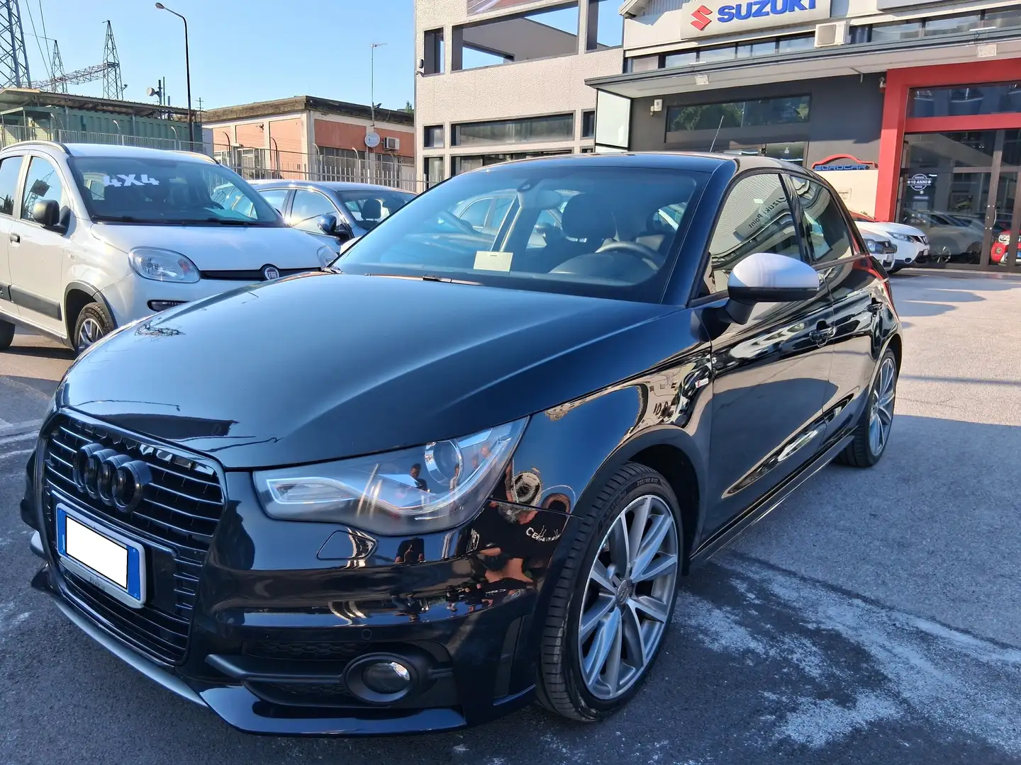 Audi A1 Sportback  1.6 tdi Ambition s-tronic Noir - 2