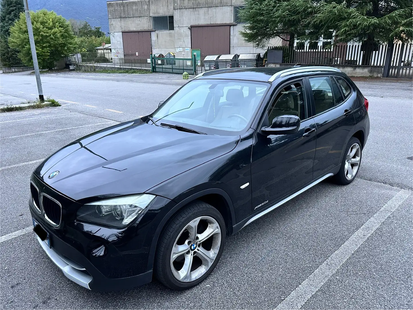 BMW X1 xdrive20d Attiva - 1
