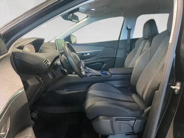 Peugeot 3008 view 7