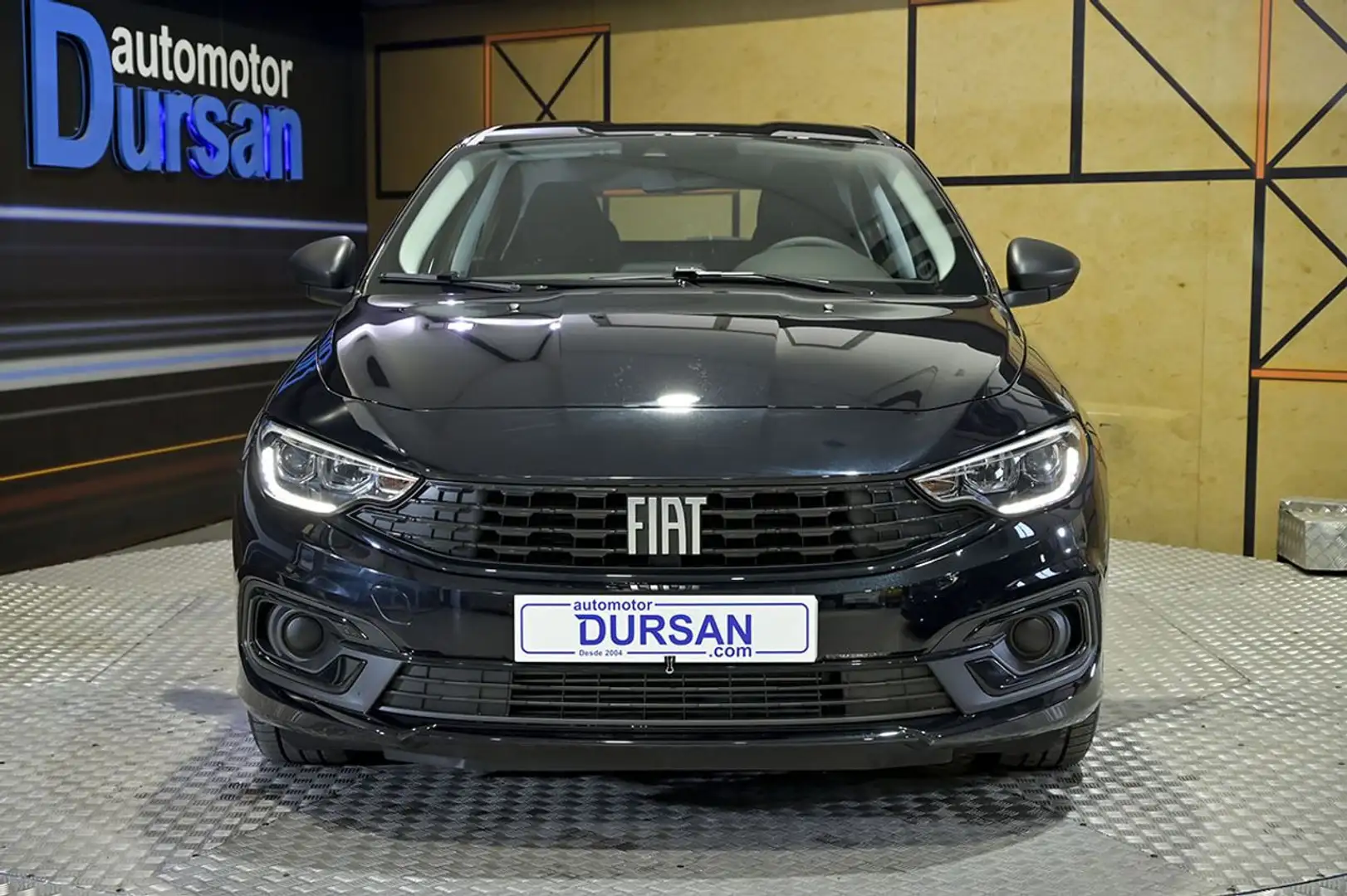 Fiat Tipo HB Diesel 1.6 97kW 130CV manual Negro - 2
