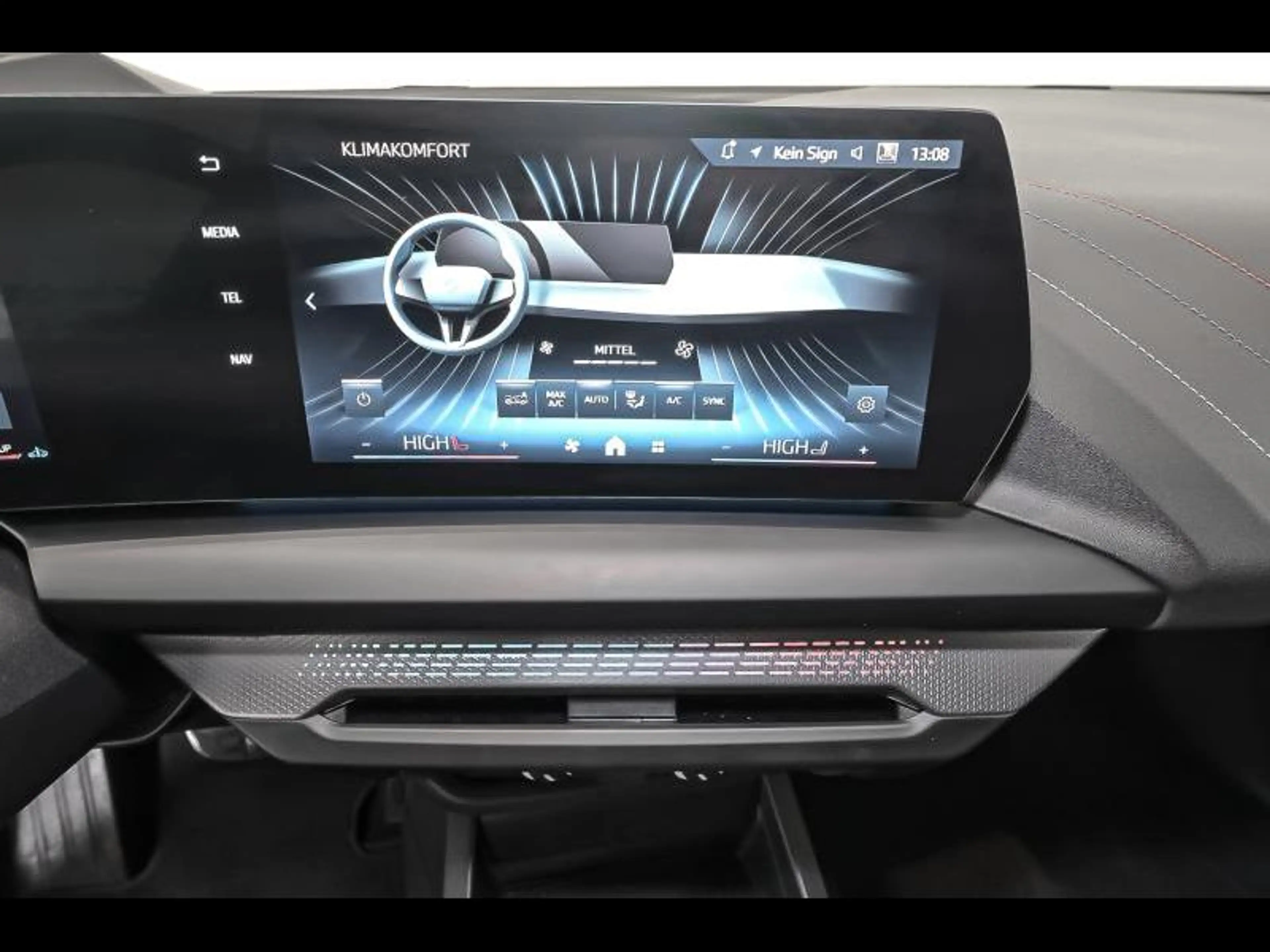 BMW 123 i M PACK PRO — photo 12