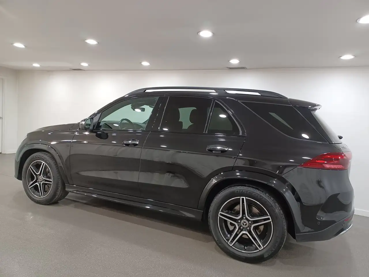 Mercedes-Benz GLE снимка Mercedes-Benz GLE
