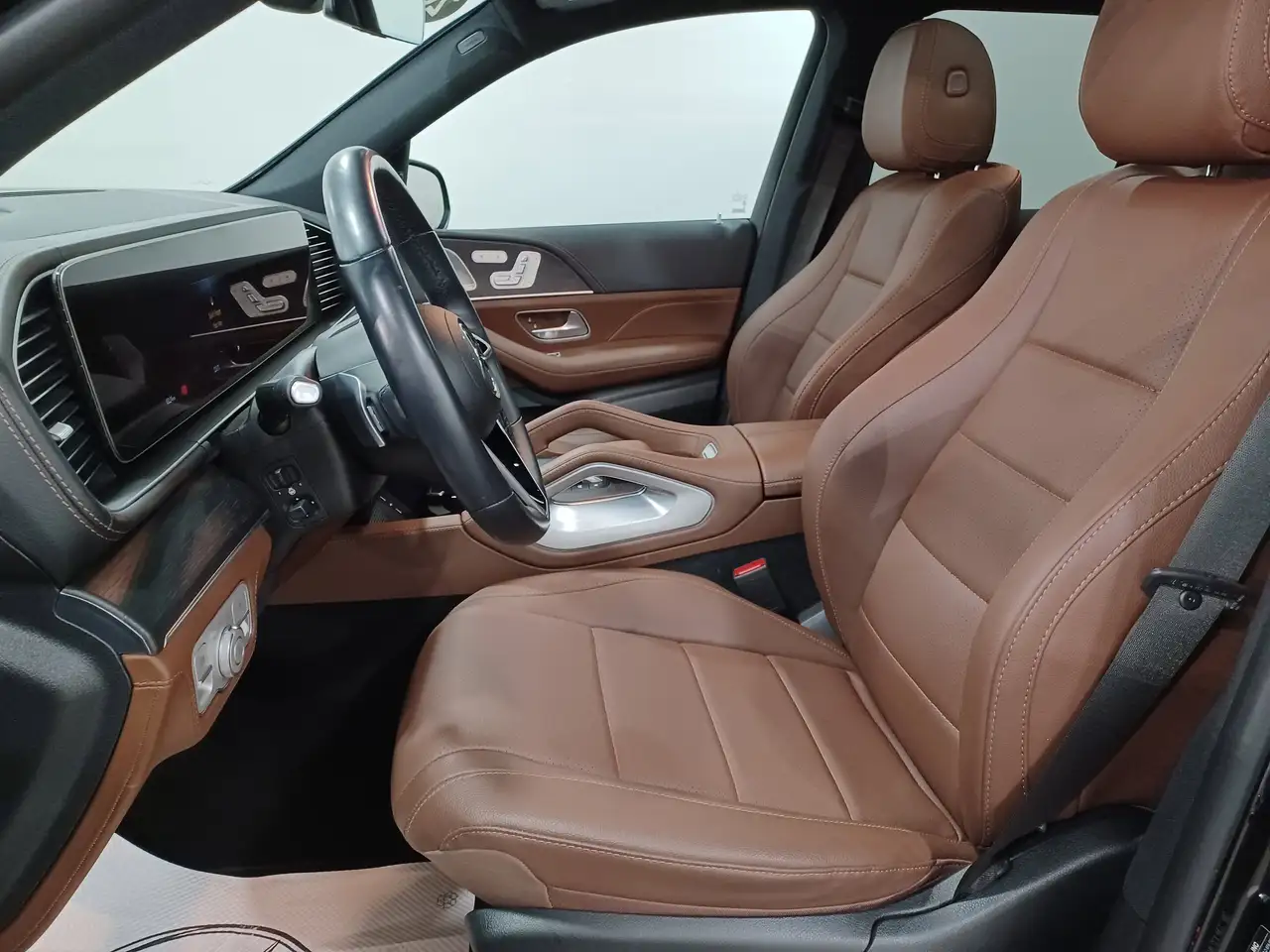 Mercedes-Benz GLE снимка Mercedes-Benz GLE