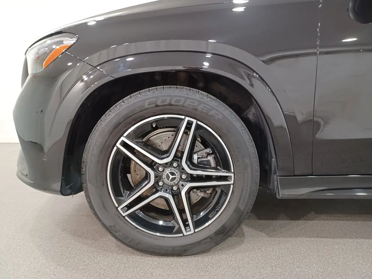 Mercedes-Benz GLE снимка Mercedes-Benz GLE
