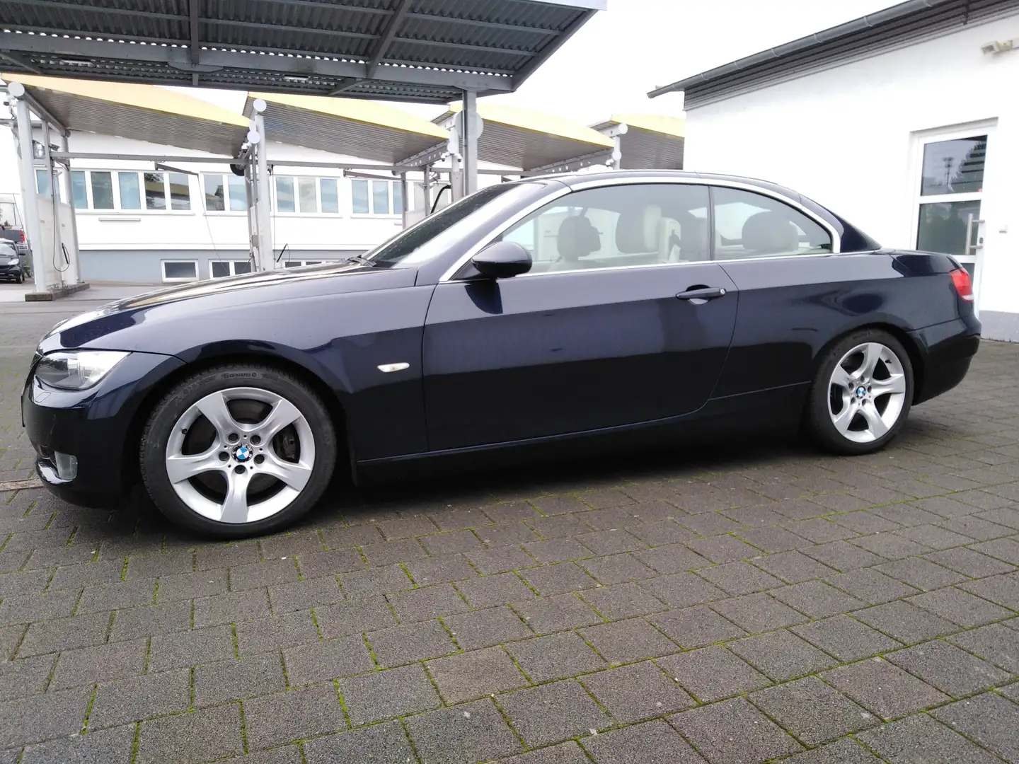 BMW 330 d-Automatic-Cabrio Bleu - 2