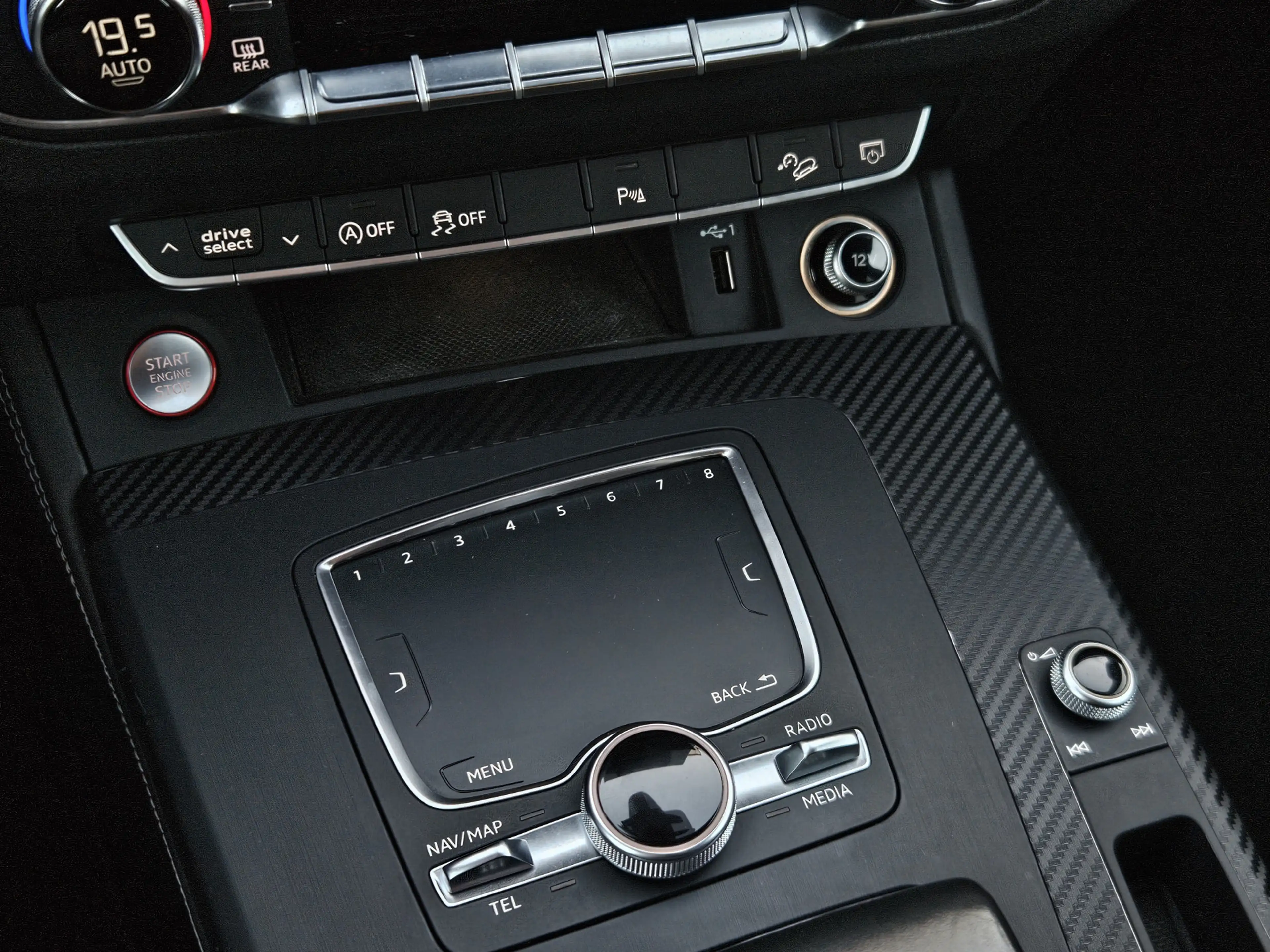 Audi SQ5 3.0 TFSI quattro Pro Line Plus | ACC | Carplay | C — photo 20