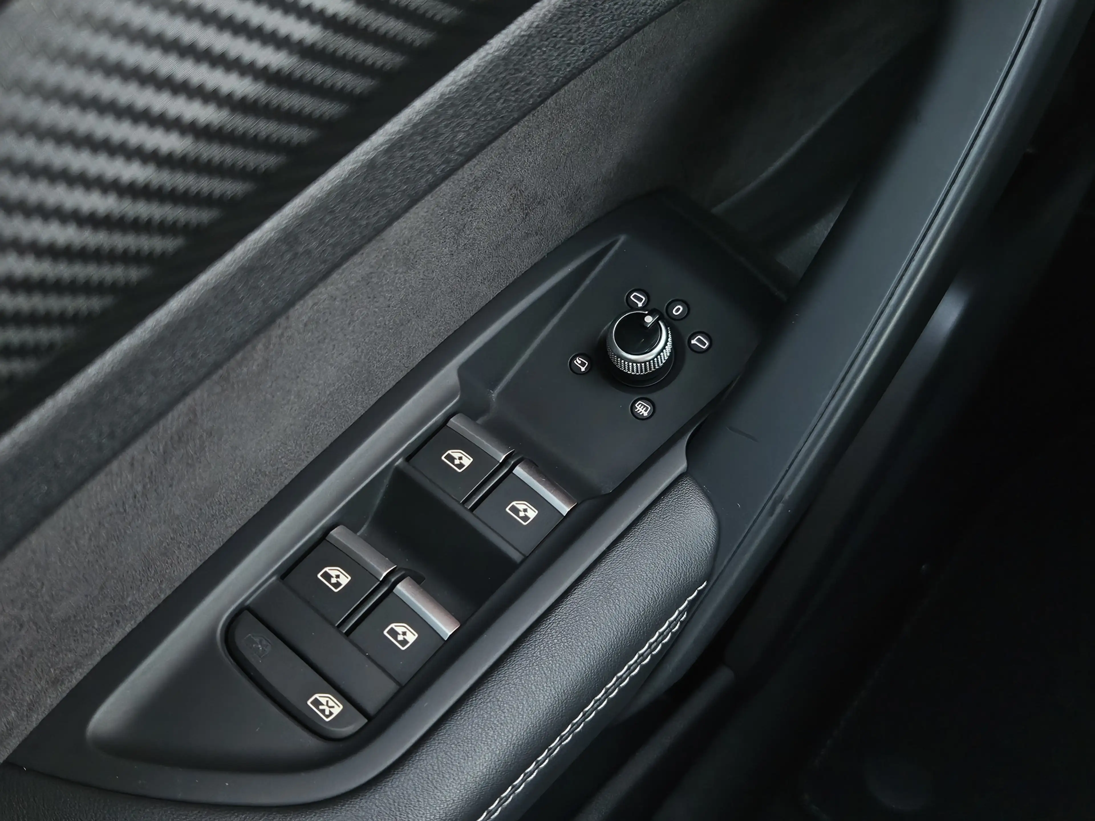 Audi SQ5 3.0 TFSI quattro Pro Line Plus | ACC | Carplay | C — photo 28