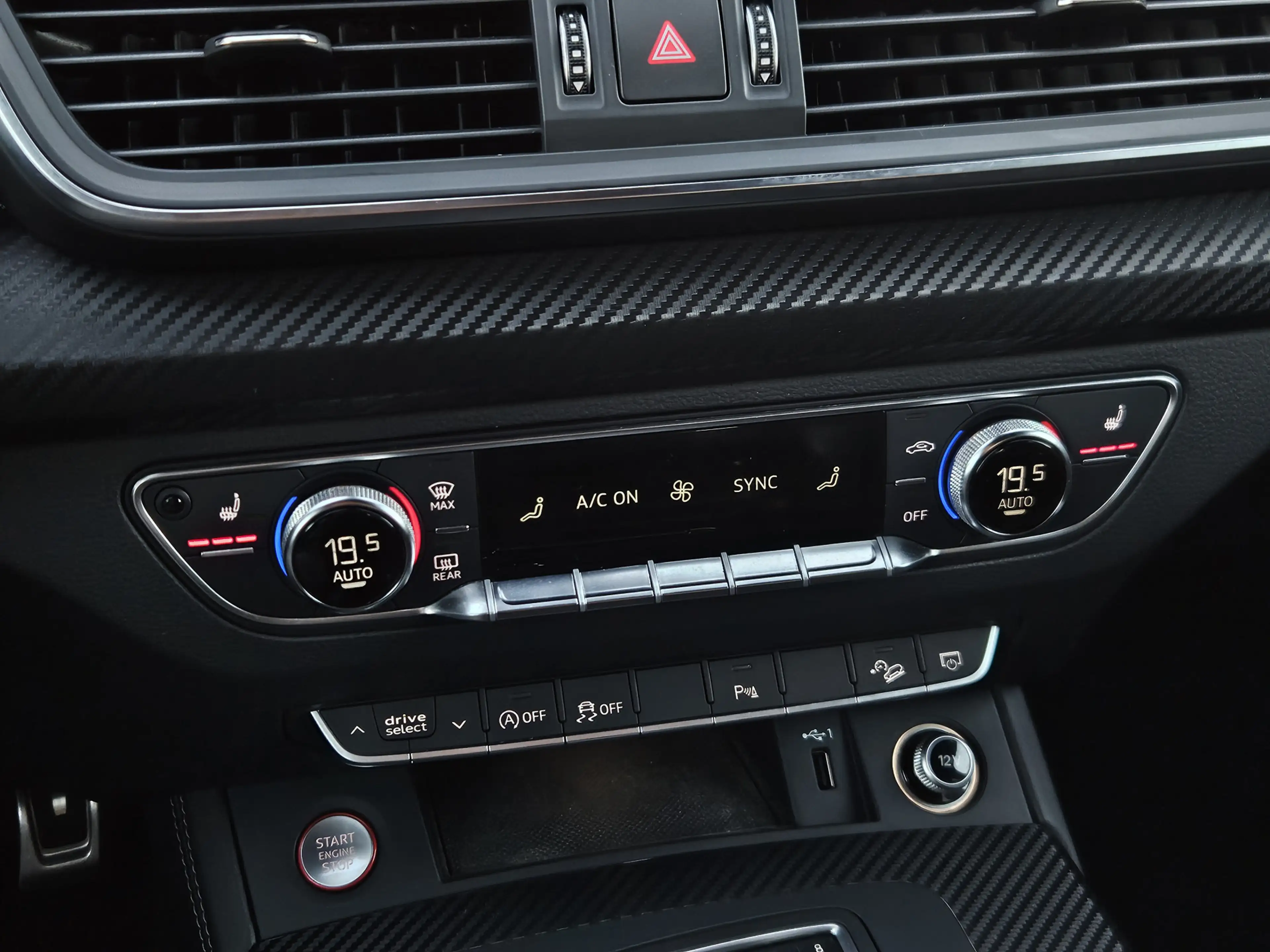 Audi SQ5 3.0 TFSI quattro Pro Line Plus | ACC | Carplay | C — photo 21