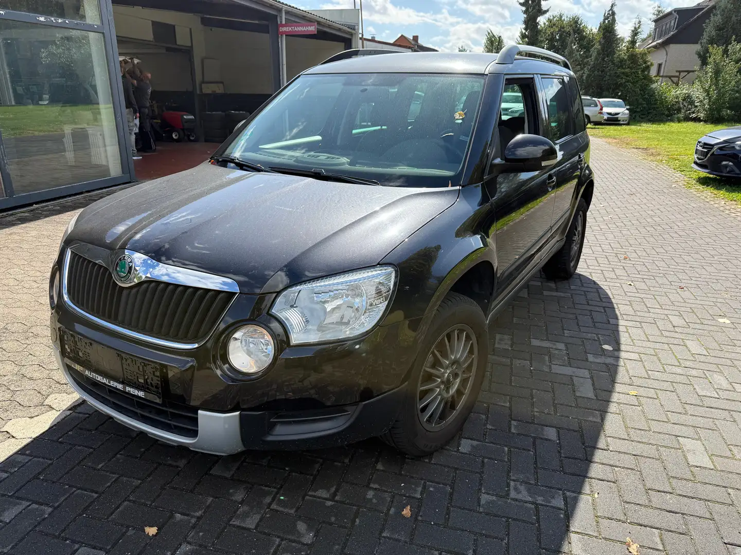 Skoda Yeti Active Plus Edition"Motor läuft unruhig Noir - 1