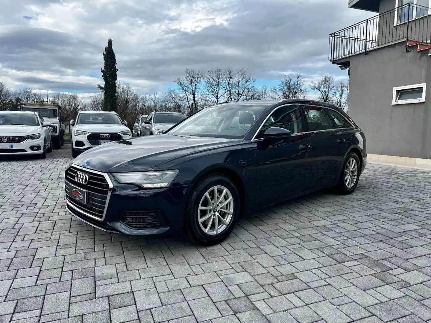 Audi A6 40 2.0 tdi mhev Business s-tronic Blau - 2