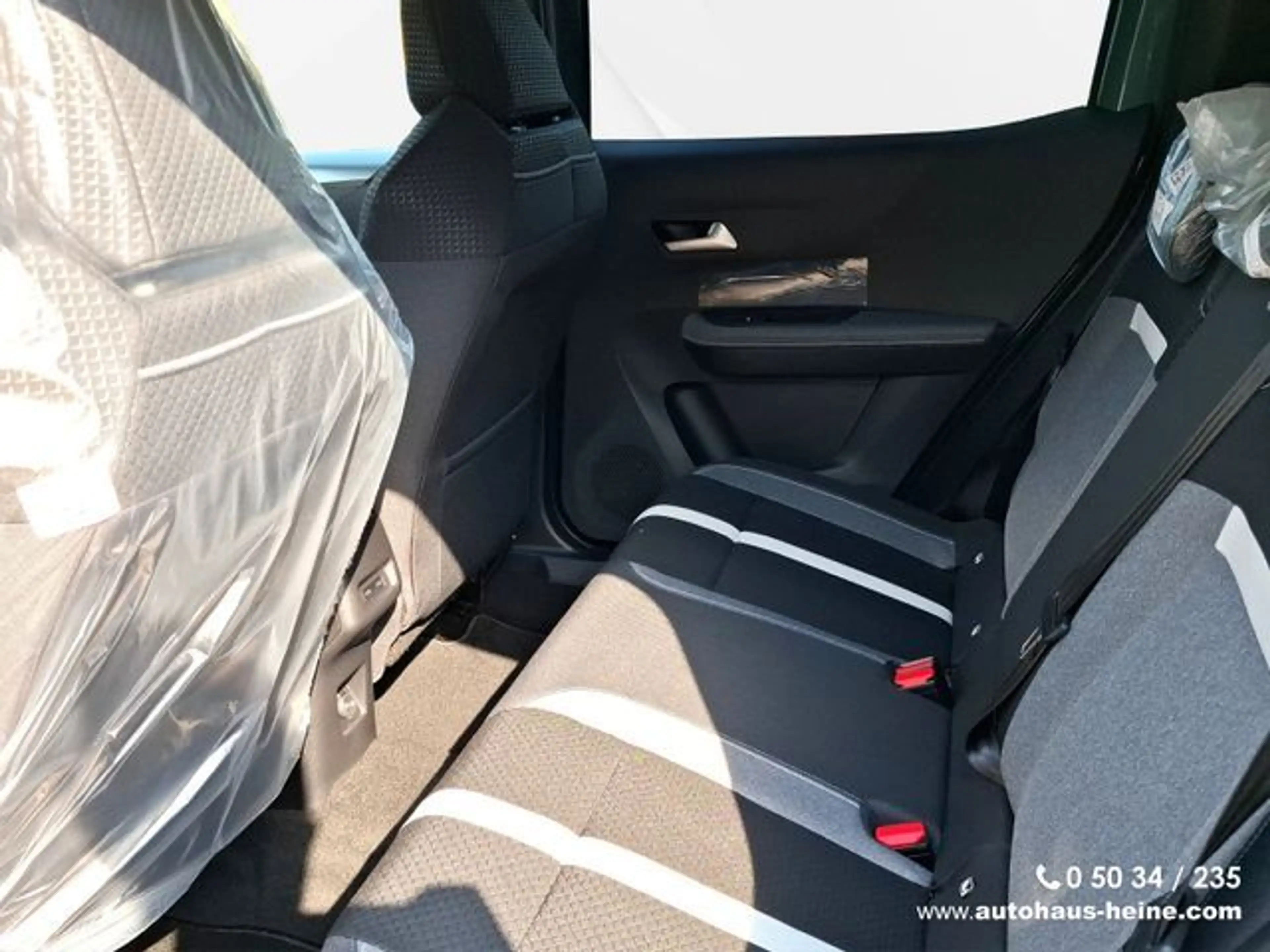 Opel Frontera Frontera Ultimate 1.2|Sitz/Lenkrad/ScheibenHZ — photo 8