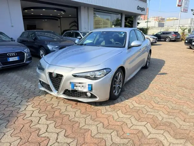 Alfa Romeo Giulia 2.2 Turbodiesel 150 CV Super