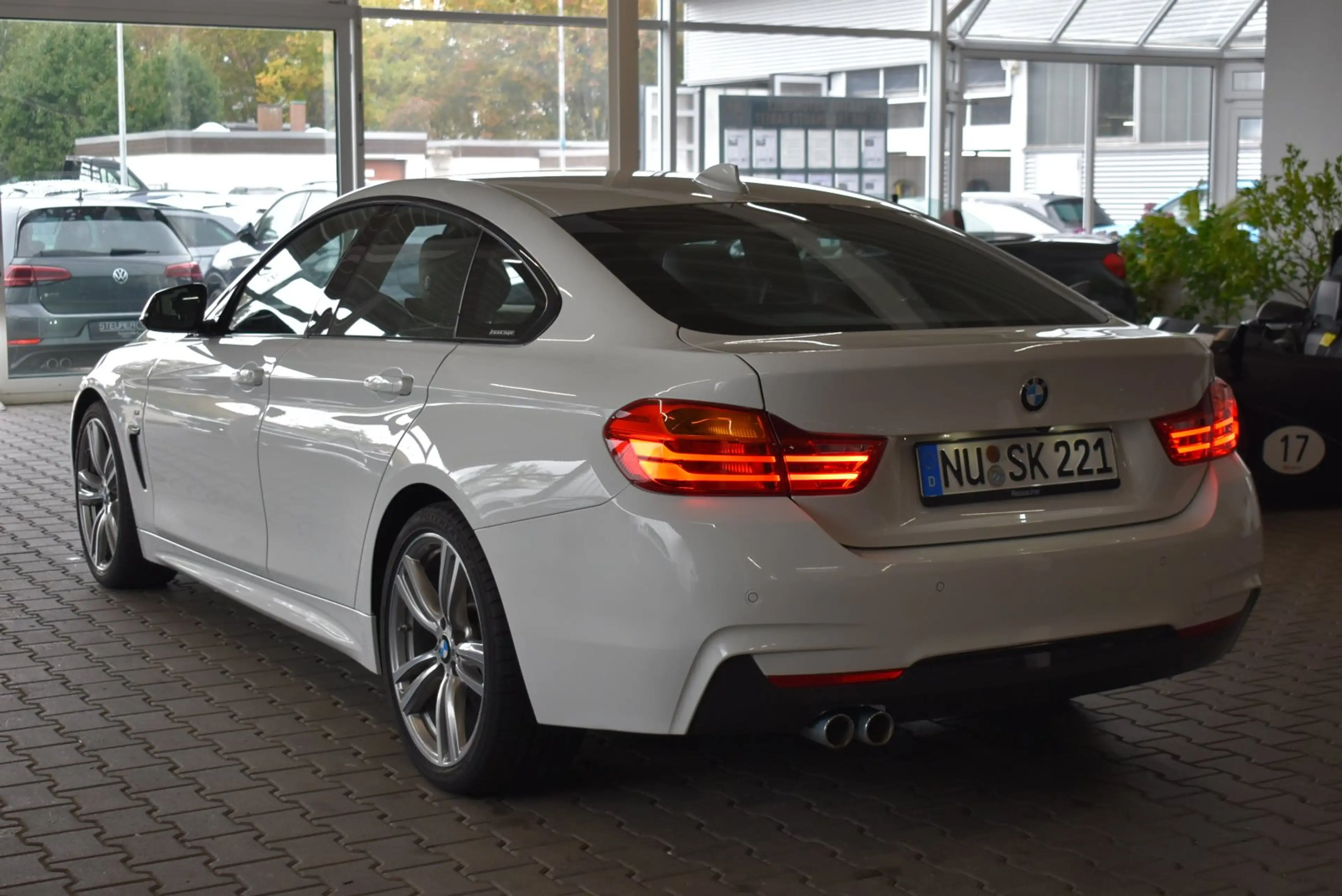 BMW 420 d M Sport Gran Coupe — photo 4