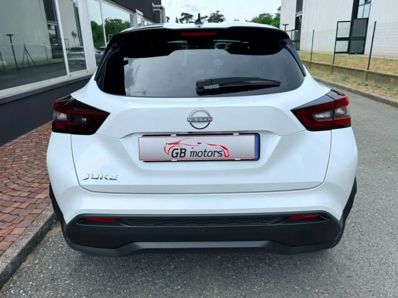 Nissan Juke 1.0 DIG-T 114 CV DCT N-Connecta LED TELEC. 17, миниатюра 7