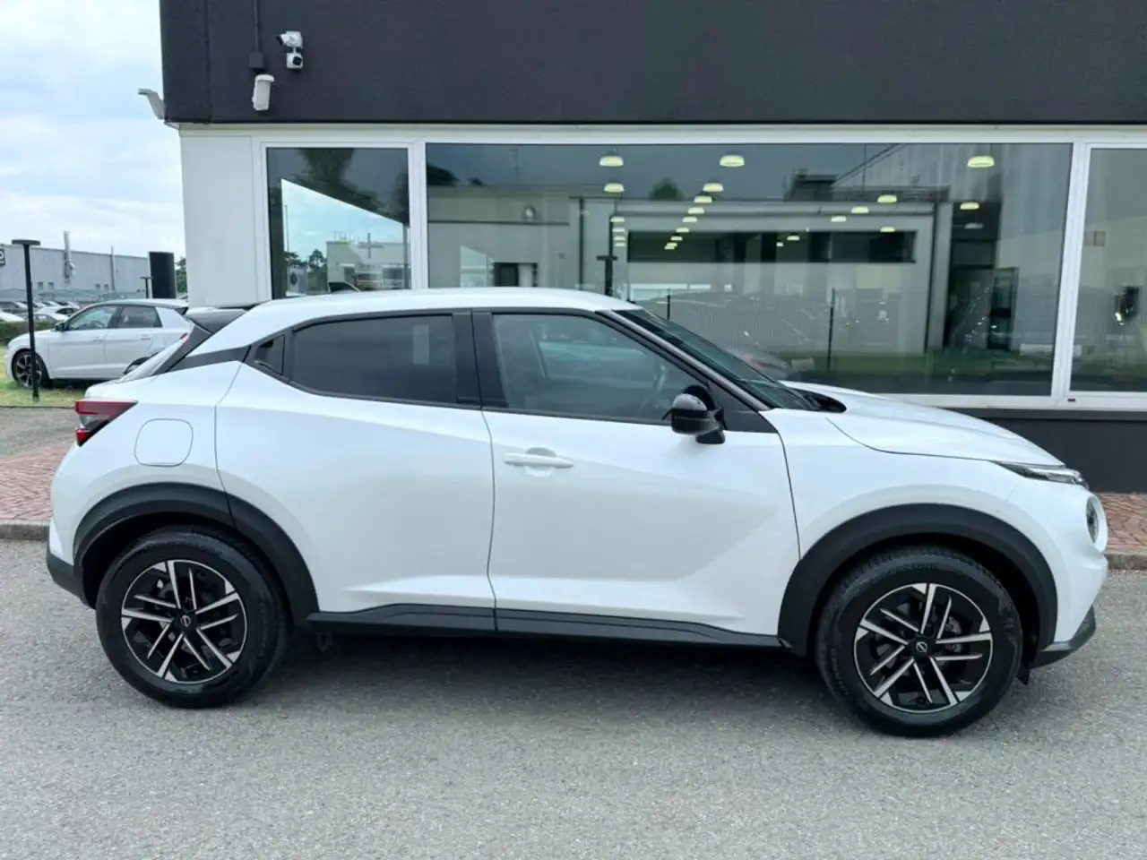 Nissan Juke 1.0 DIG-T 114 CV DCT N-Connecta LED TELEC. 17, миниатюра 6