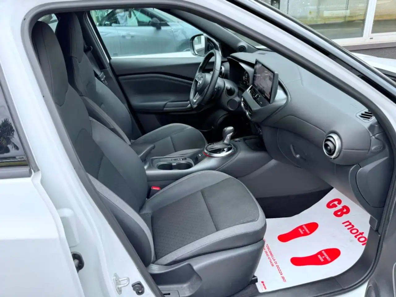 Nissan Juke 1.0 DIG-T 114 CV DCT N-Connecta LED TELEC. 17, миниатюра 12