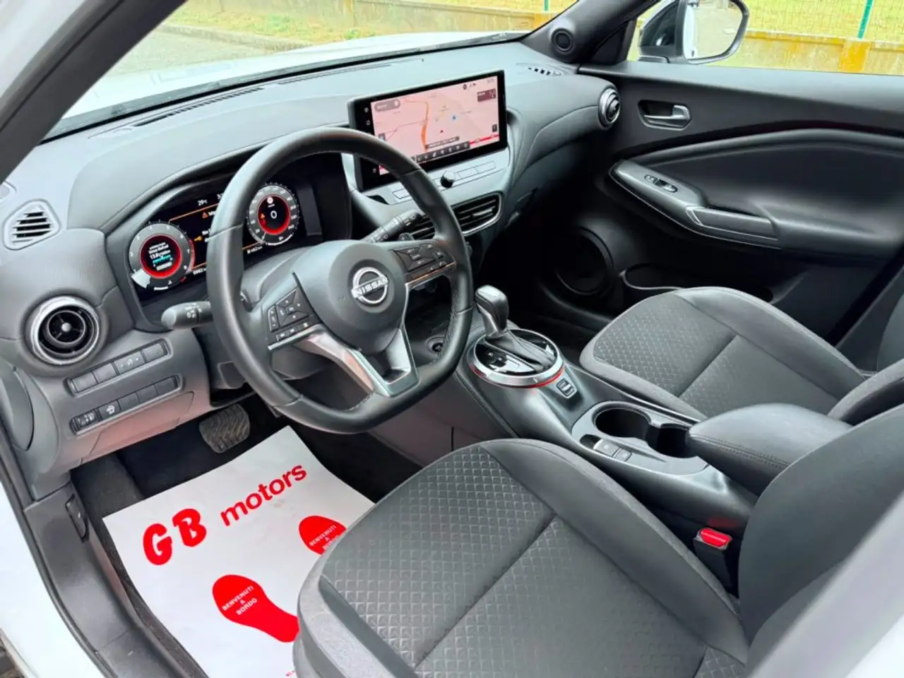 Nissan Juke 1.0 DIG-T 114 CV DCT N-Connecta LED TELEC. 17, миниатюра 11