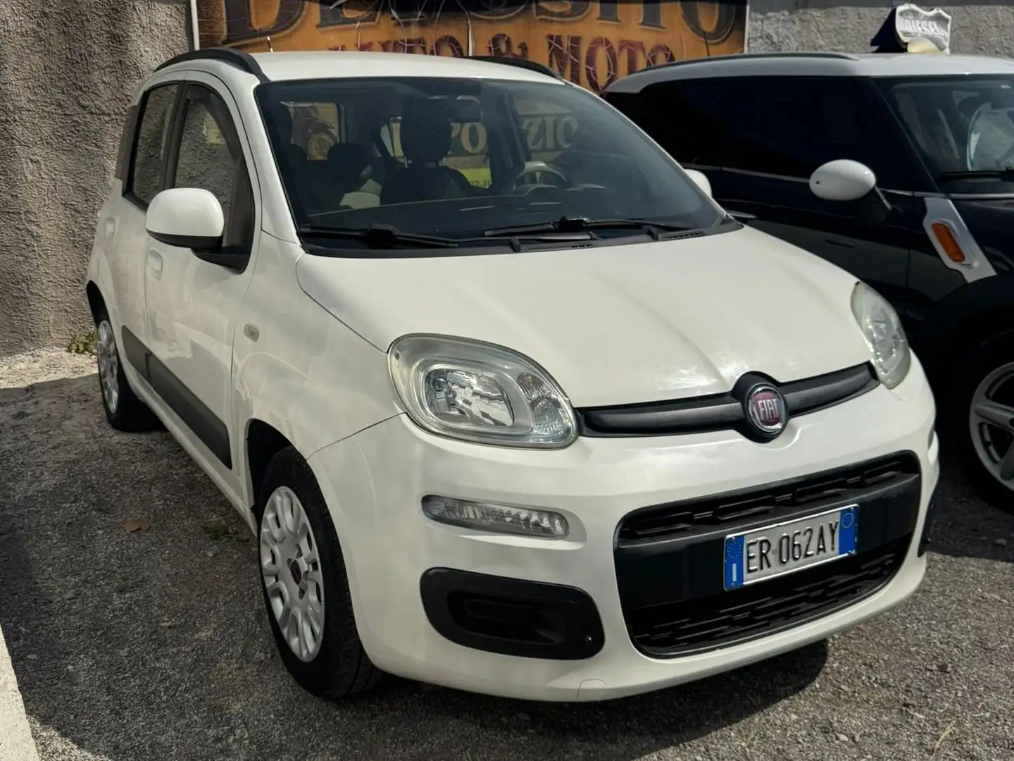 Fiat Panda PANDA 1.2 BENZINA 69CV LOUNGE PERFETTA 3890943471 Bianco - 1