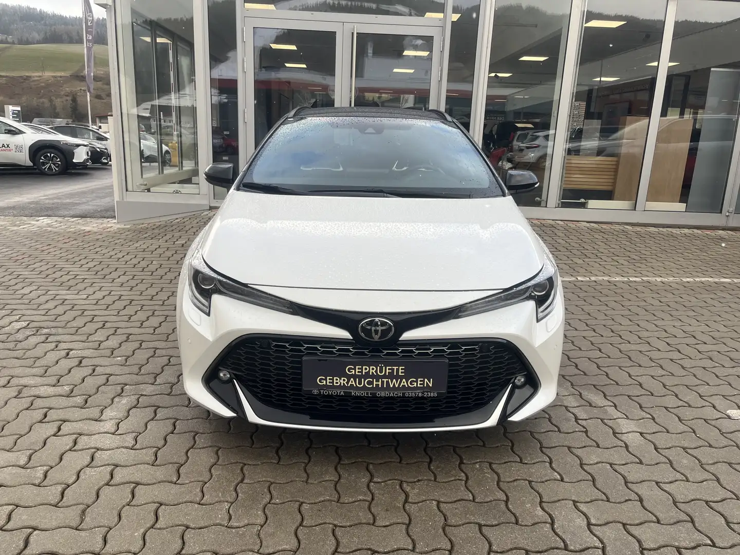 Toyota Corolla Touring Sports 2,0 Hybrid GR-S Schwarz - 2