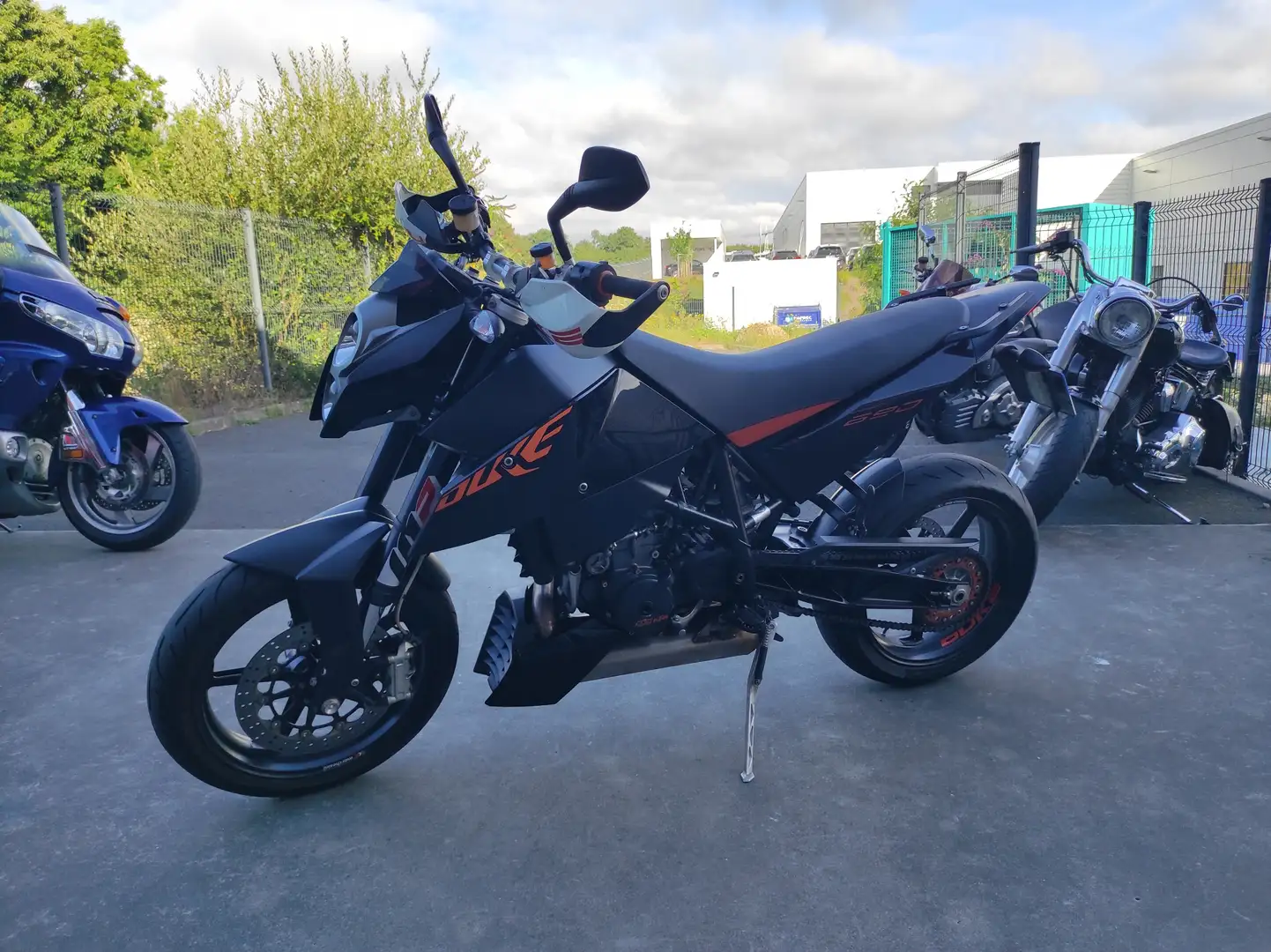 KTM 690 Duke - 2