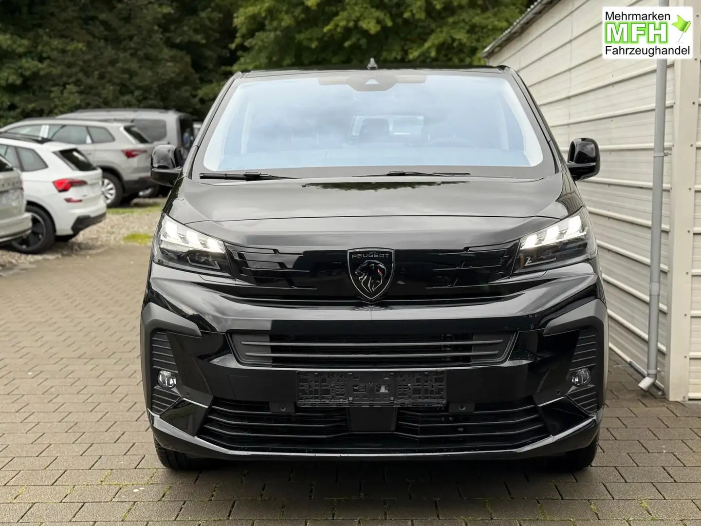 Peugeot Traveller Premium L3 180 BHDI EAT8 *ACC*Navi*180°*AHK 132... Negru - 2