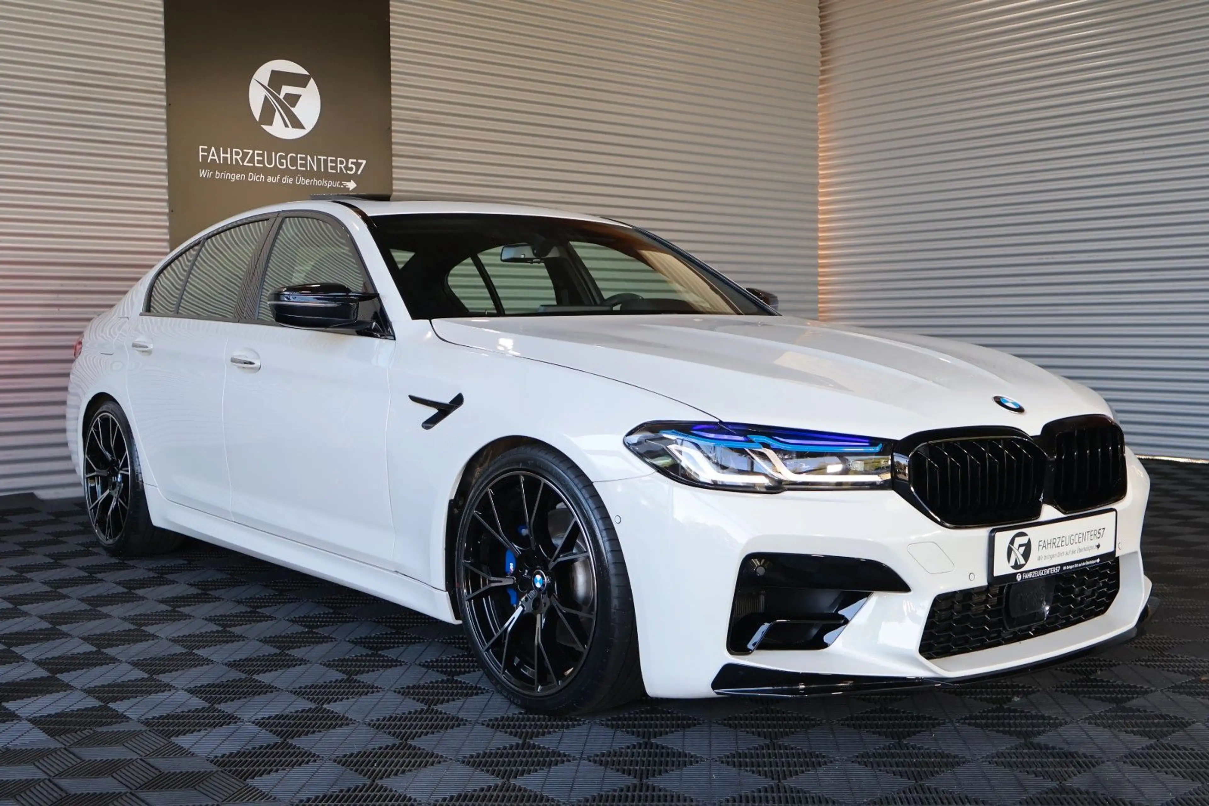 BMW 540 i M-PERFORMANCE/H&K/LASER/CARPLAY/20" — photo 6