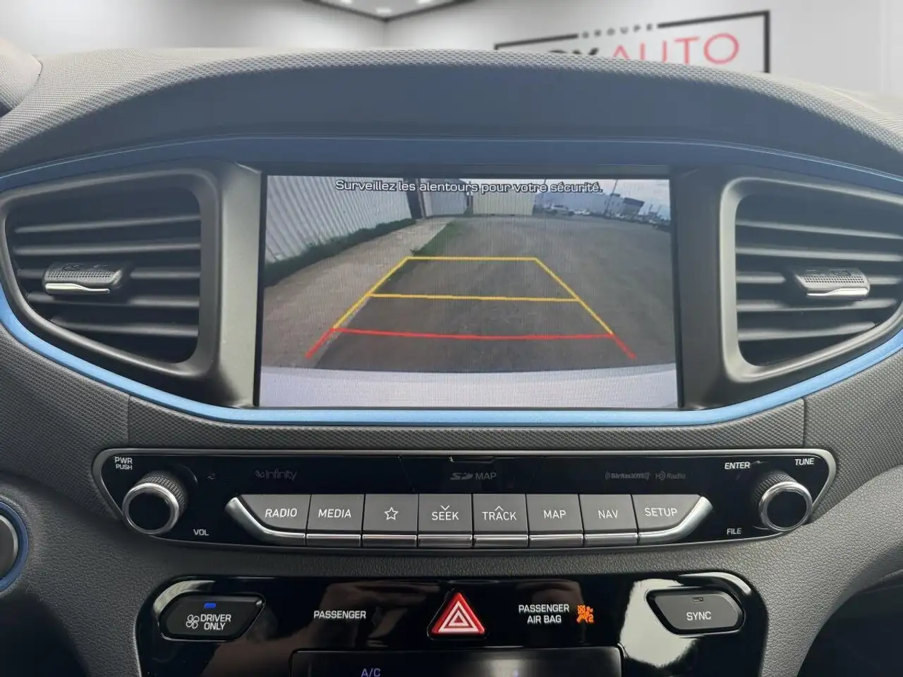 Hyundai IONIQ снимка Hyundai IONIQ