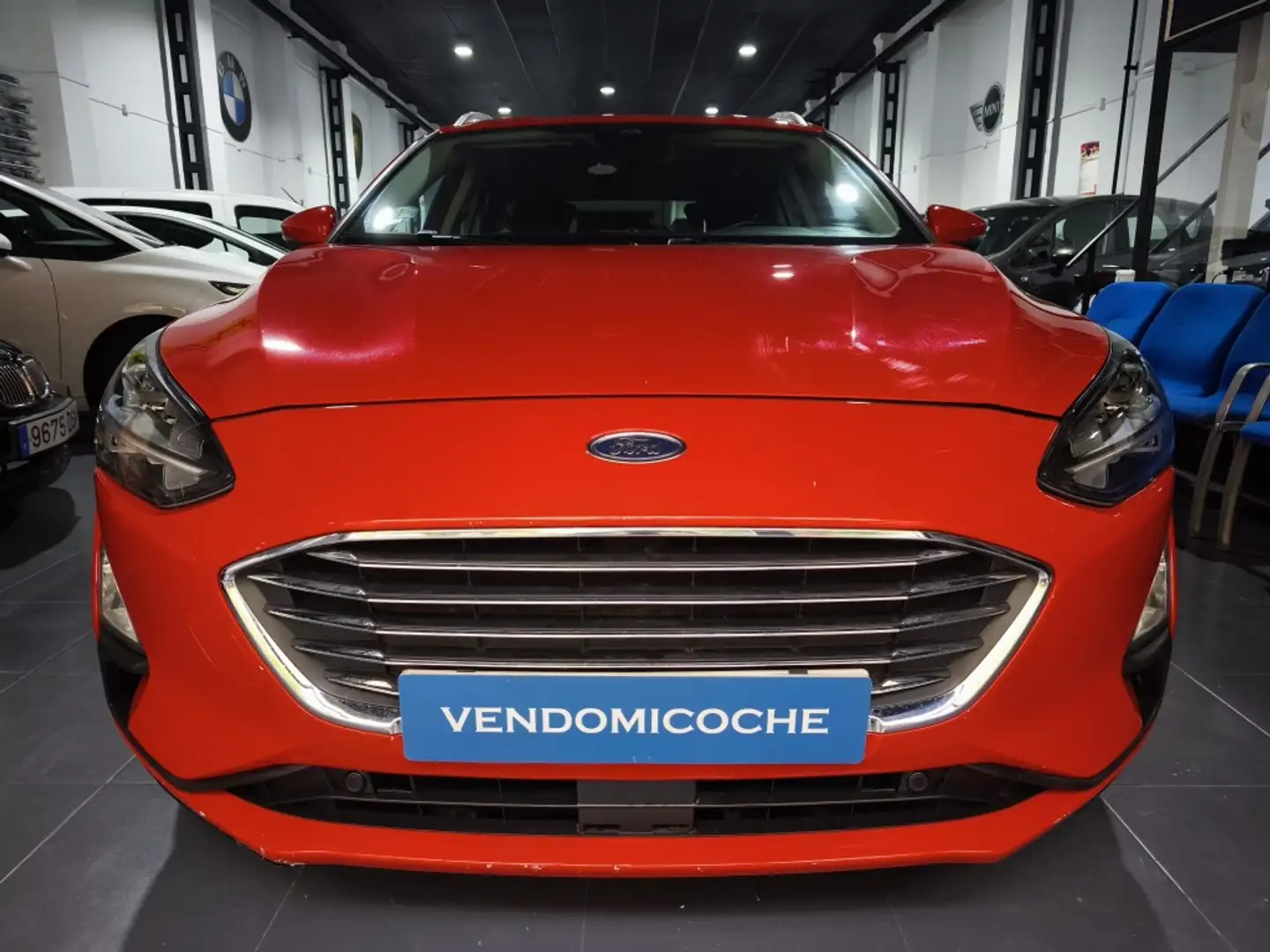 Ford Focus Sportbreak 1.5Ecoblue Titanium Rouge - 1