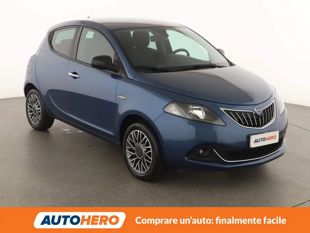 Lancia Ypsilon 2023 — фото 8