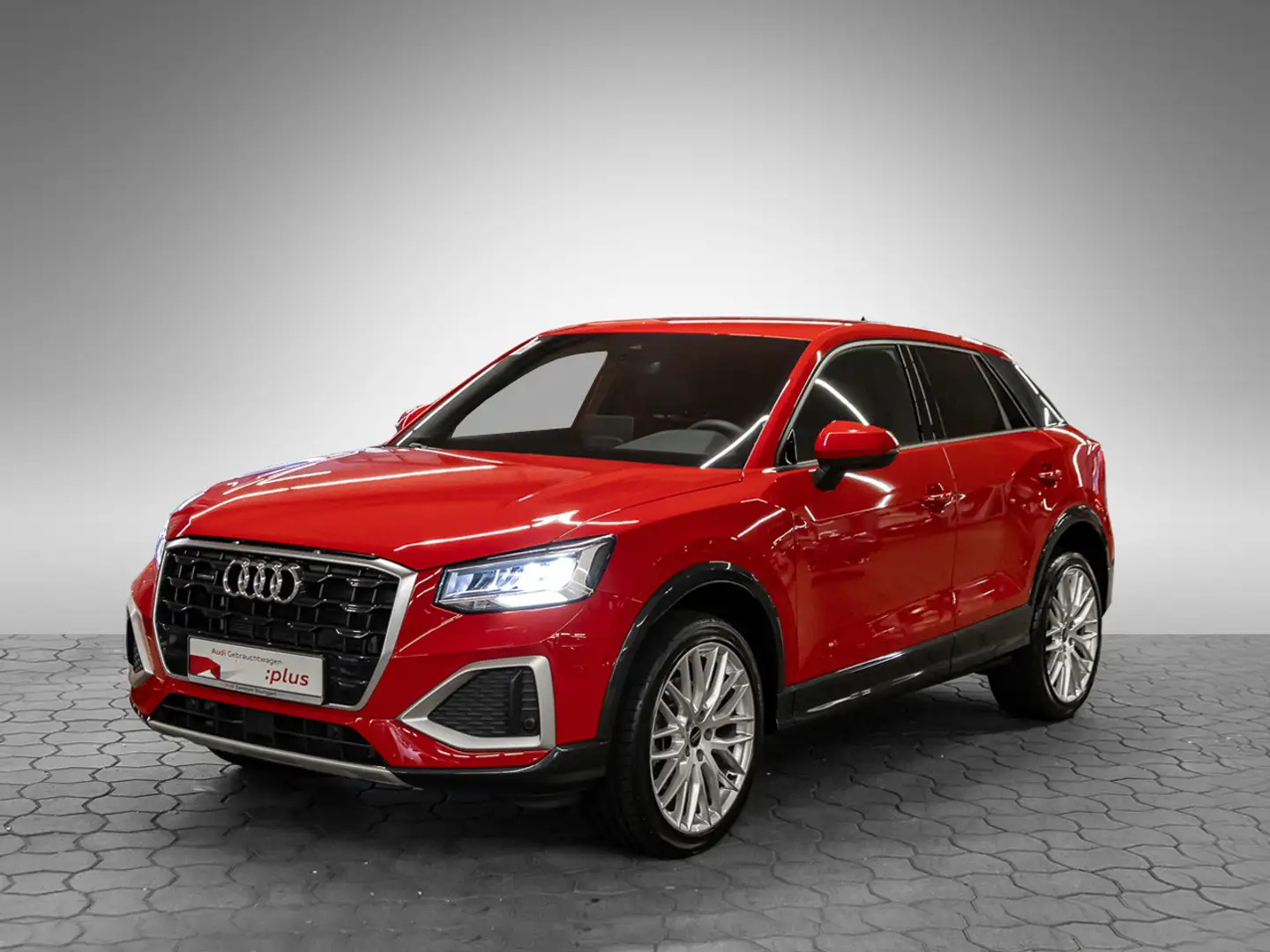 Audi Q2 Advanced 40 TFSI quattro S tronic AHK Keyless Rot - 2