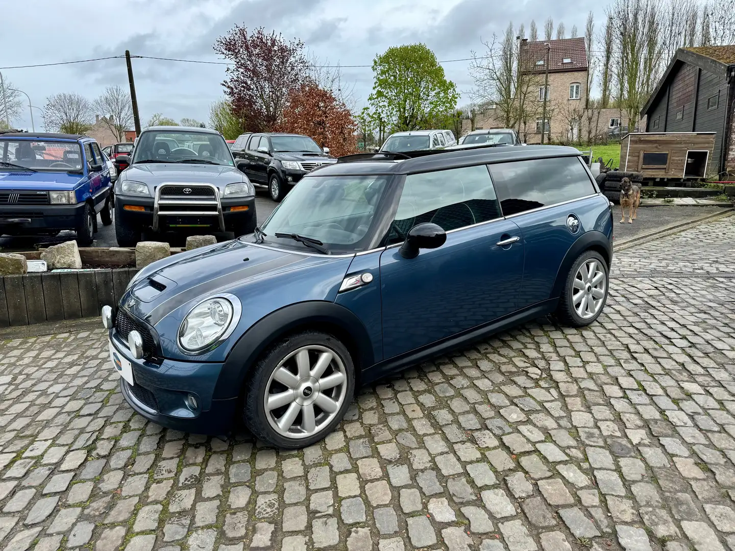 MINI Cooper S Clubman 1.6i 184 cv origine Belge avec km certifié Синій - 1