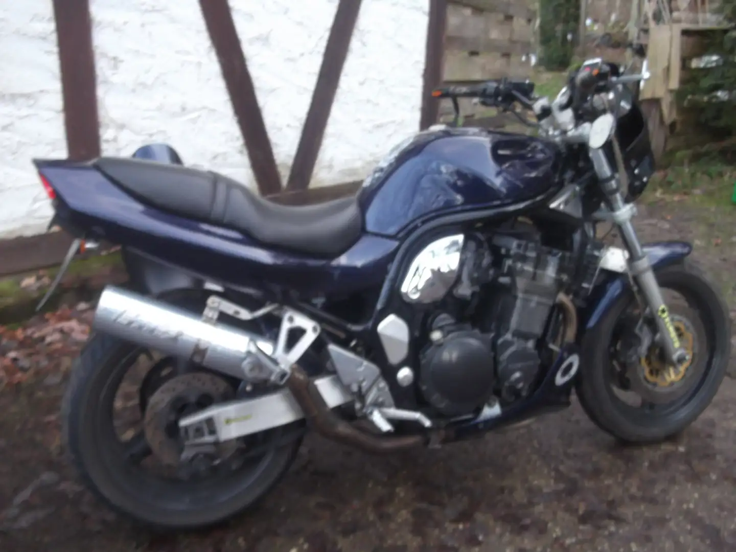 Suzuki Bandit 1200 GV75A Kult Blauw - 2