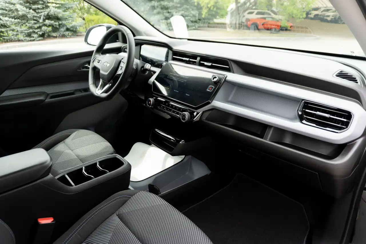 Chevrolet Bolt снимка Chevrolet Bolt