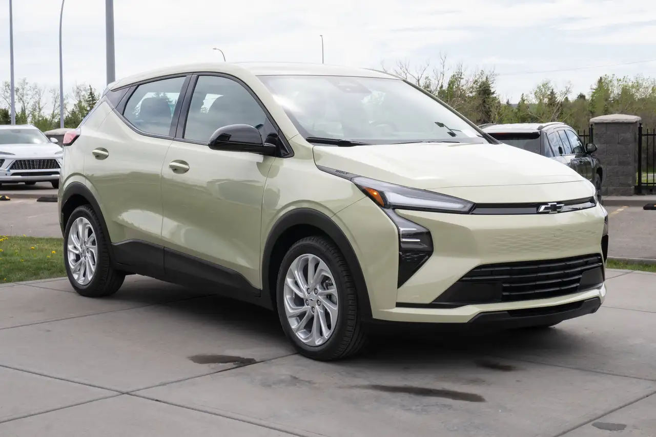 Chevrolet Bolt снимка Chevrolet Bolt