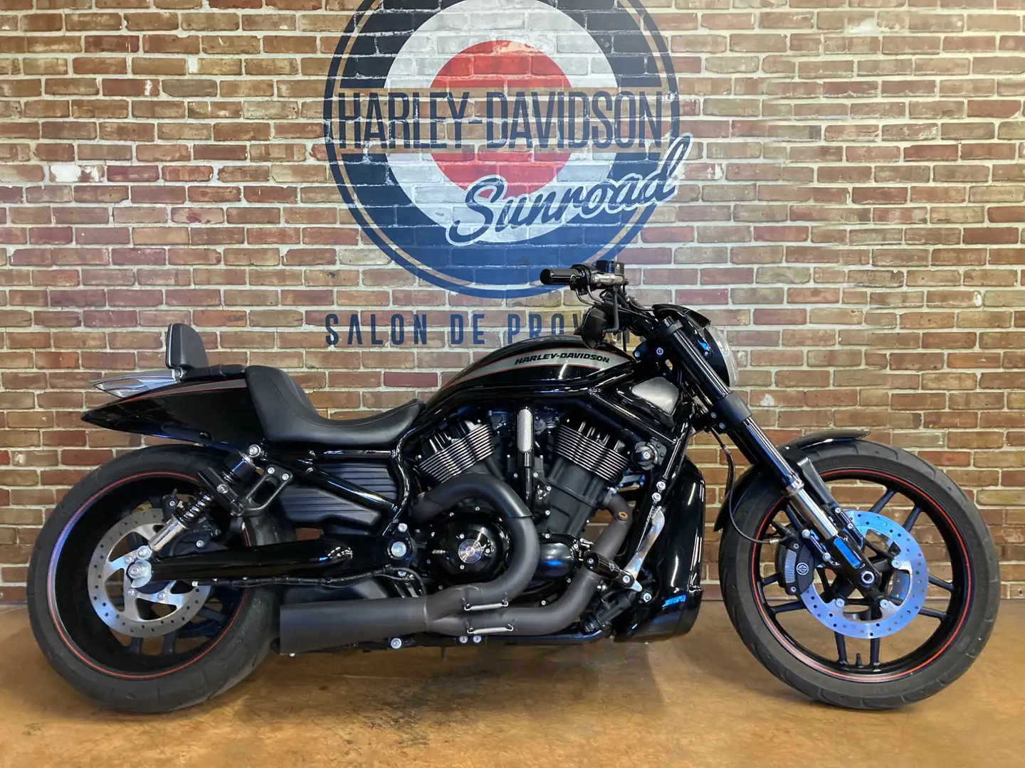 Harley-Davidson Night Rod - 1