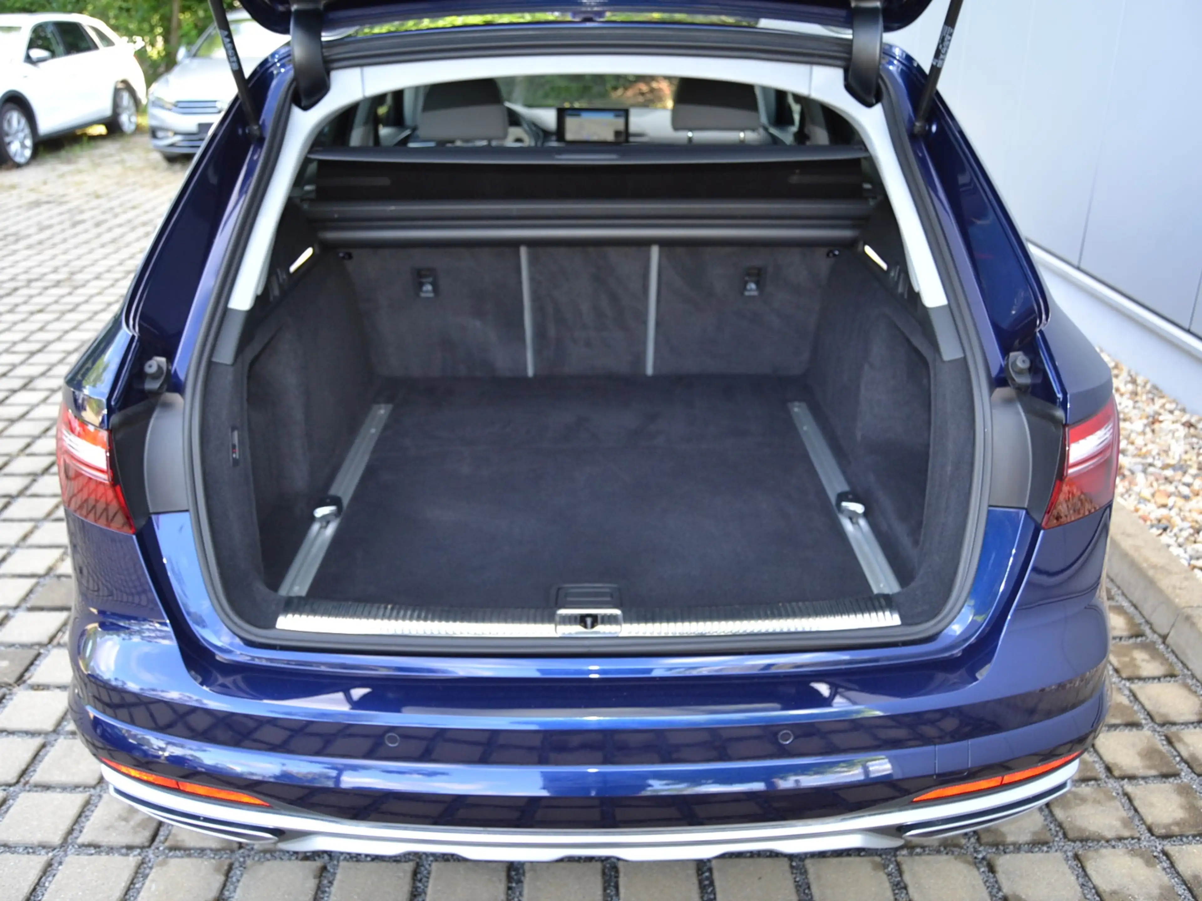 Audi A4 allroad 45 TFSI 265 PS qu. S-tronic AHK/19-ZOLL/LED/NAVI- — photo 14