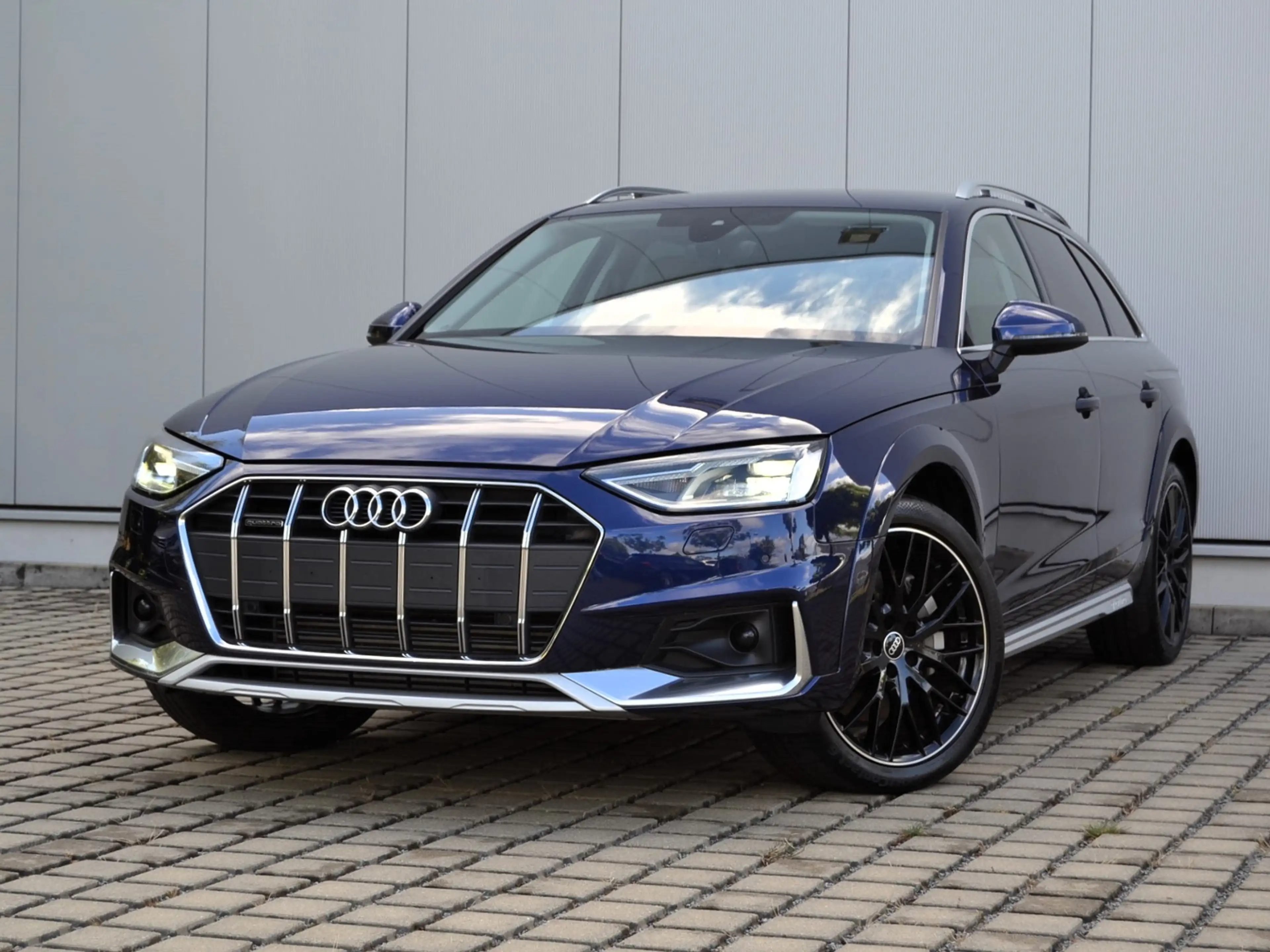 Audi A4 allroad 45 TFSI 265 PS qu. S-tronic AHK/19-ZOLL/LED/NAVI- — photo 3