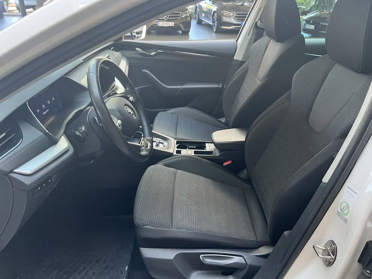 Skoda Octavia Ambition Weiß - 2