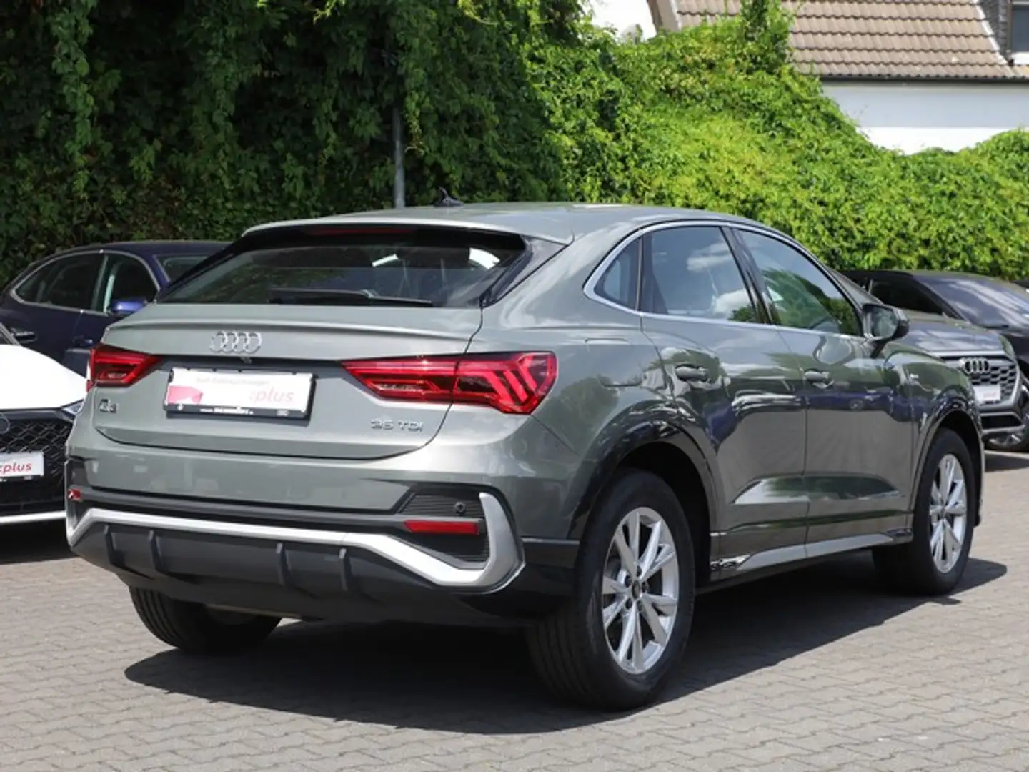 Audi Q3 Sportback 35 TDI S line LED Kamera Teilleder Sm... Grigio - 2