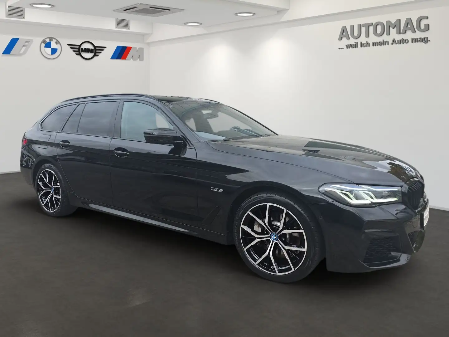 BMW 530 e xDrive M-Sport*Laser*AHK*Panoramadach*HeadUp*Dri Schwarz - 2